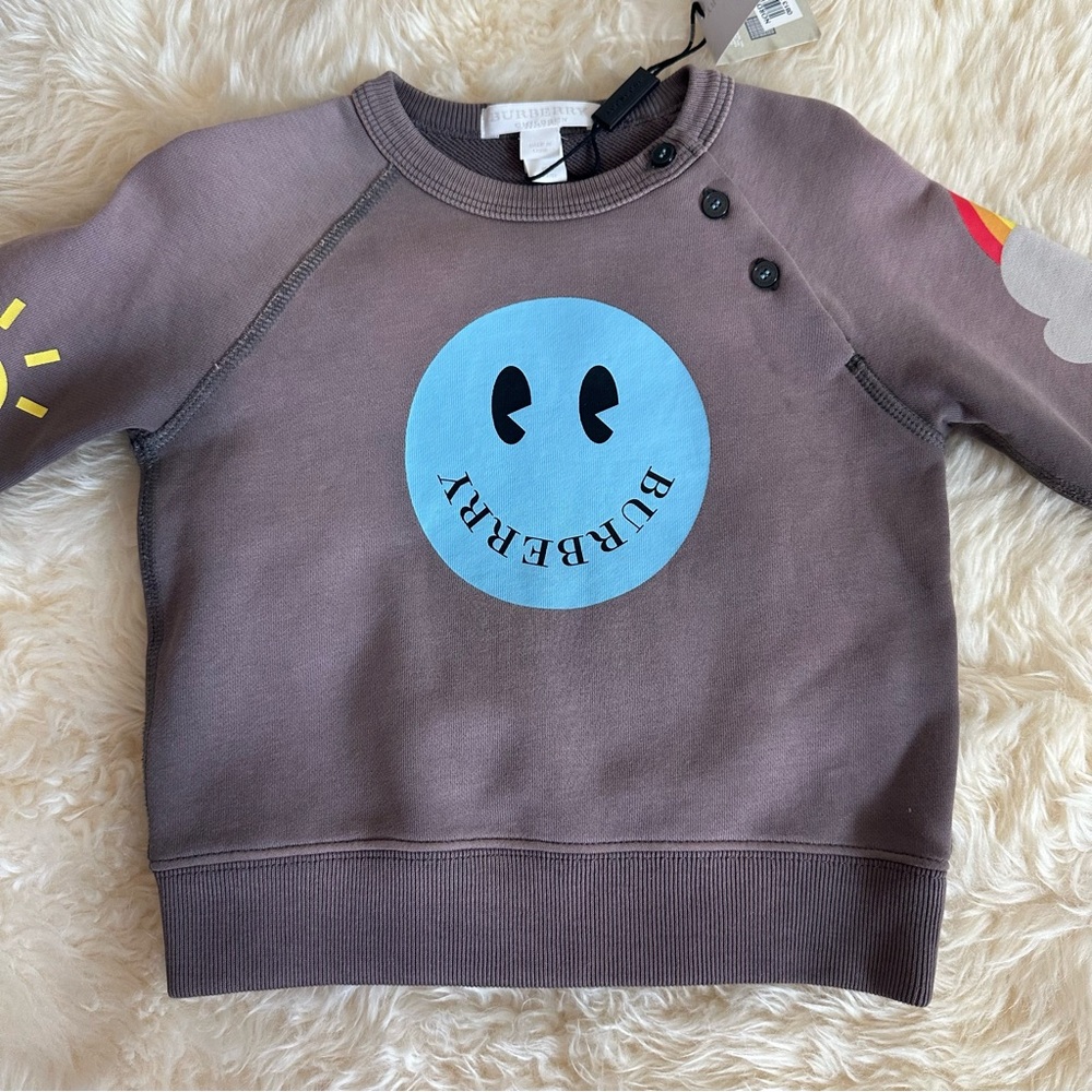 Burberry Children Rainbow Sweatshirt NWT, extra button included